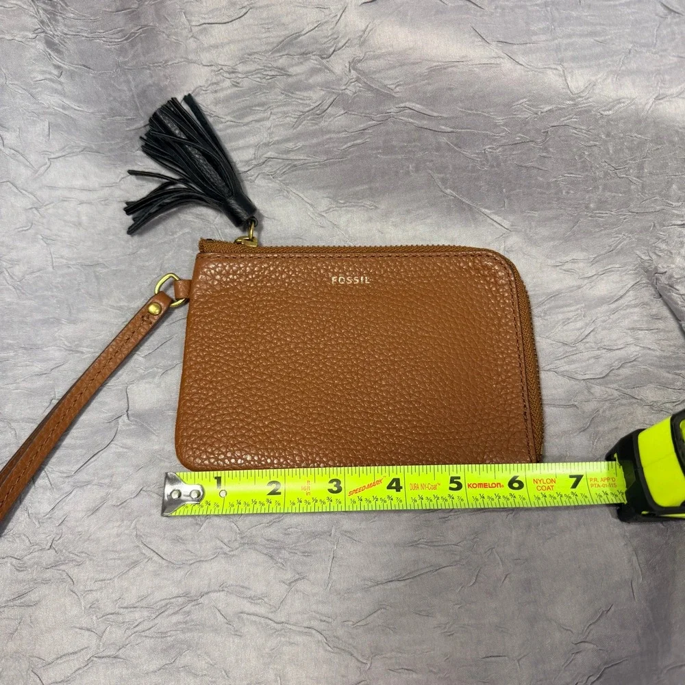 Fossil Logan Brown Pebbled Leather Zip Card Case Wristlet with Black Tassel
